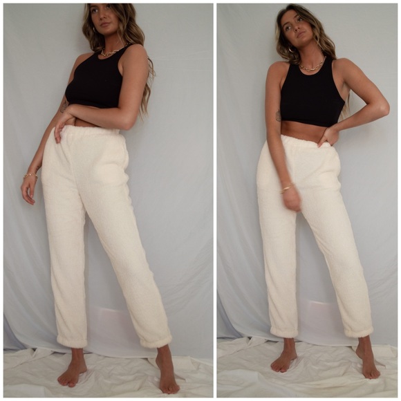 Fireside Fuzzy Fluffy Jogger - Picture 4 of 8